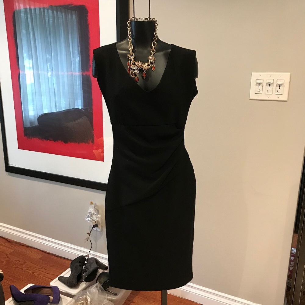 DVF Black Sheath